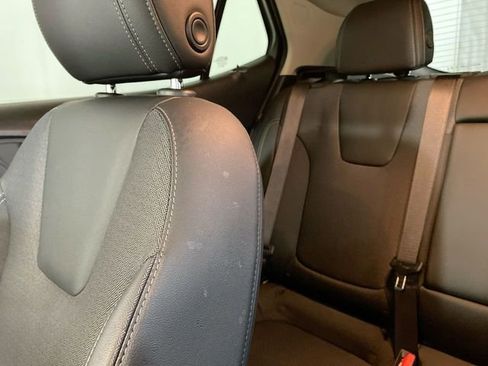 Used 2023 Buick Encore GX Select w/ Sport Touring Package image 12