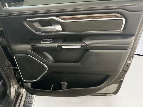 Used 2020 RAM 1500 Laramie AWD/4WD image 31