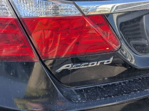 Used 2014 Honda Accord Hybrid Sedan image 6