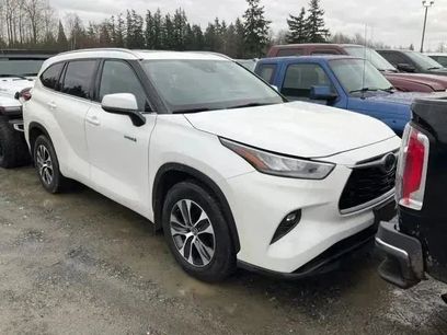 Used 2020 Toyota Highlander XLE