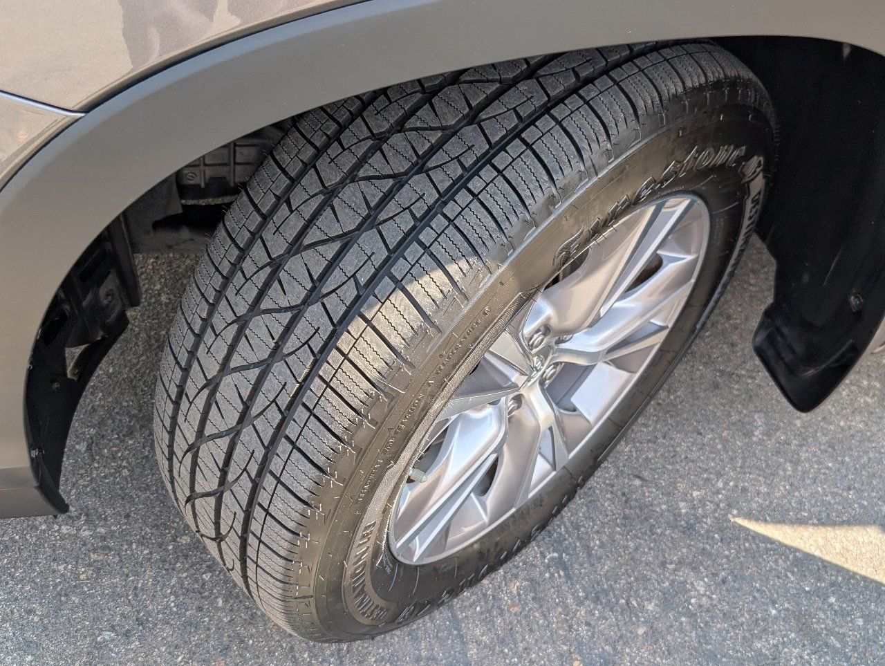 Used 2015 Toyota Highlander XLE AWD/4WD image 21