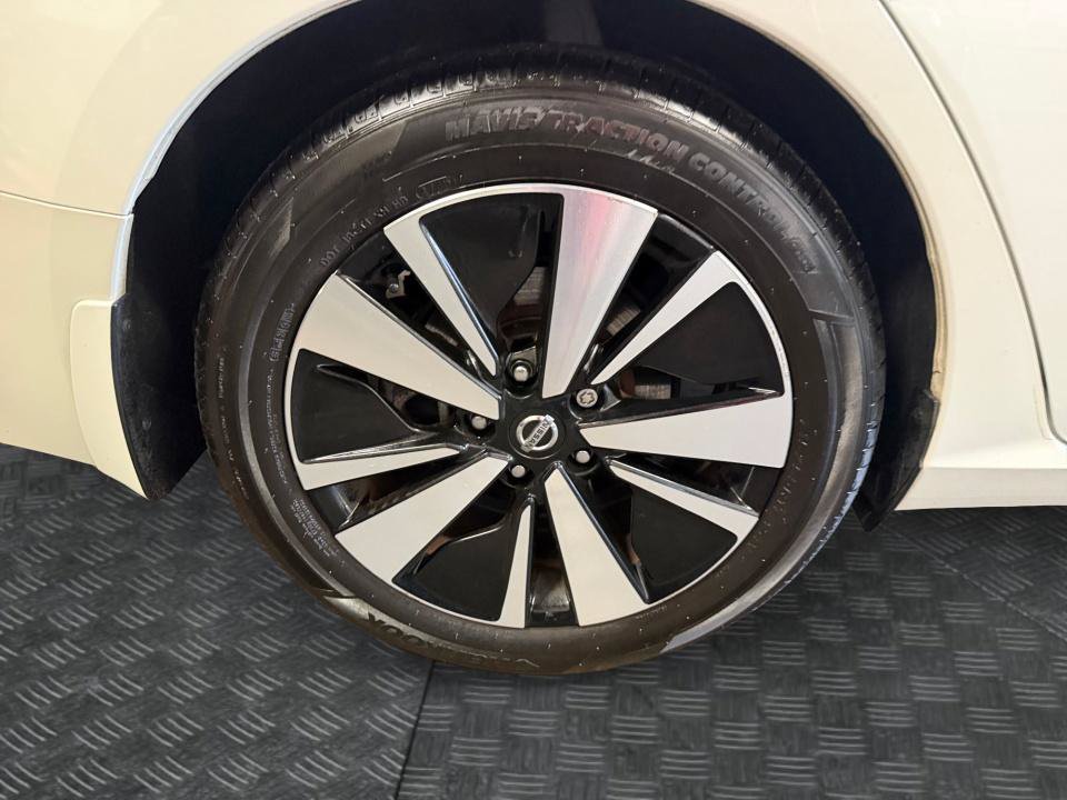 Used 2020 Nissan Altima 2.5 SV FWD image 27