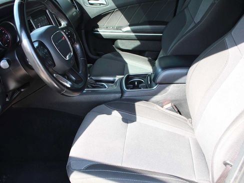 Used 2022 Dodge Charger SXT RWD image 20