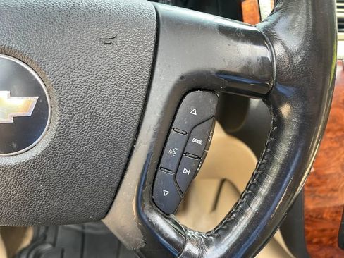 Used 2008 Chevrolet Tahoe LT AWD/4WD image 16