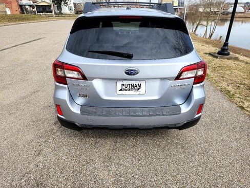 Used 2015 Subaru Outback 2.5i Premium image 4