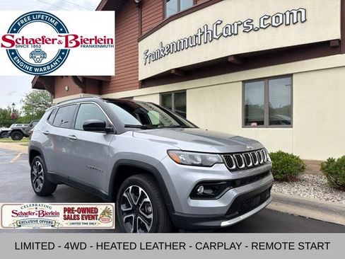Used 2023 Jeep Compass Limited AWD/4WD image 2