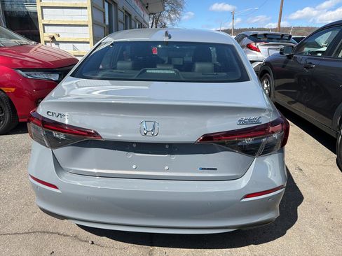 Used 2025 Honda Civic Sport Touring image 7