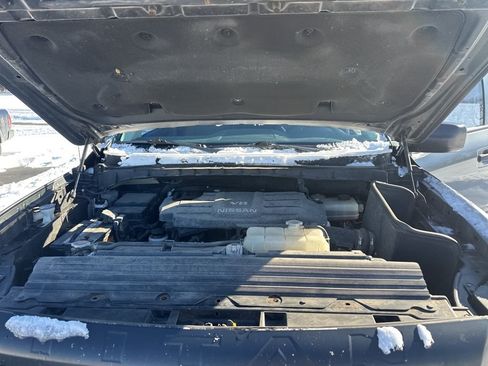 Used 2017 Nissan Titan SV image 21