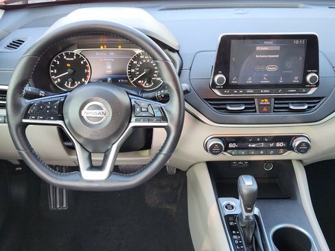 Used 2019 Nissan Altima 2.5 SV image 35