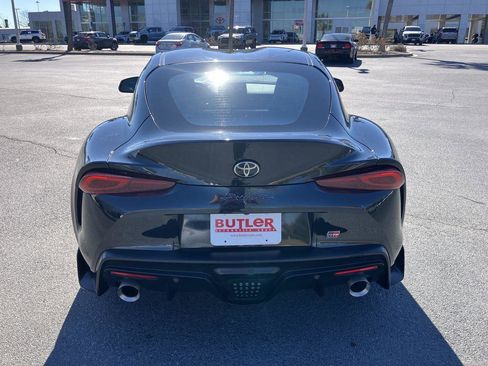 Certified 2021 Toyota Supra Premium w/ Driver Assist Package image 4