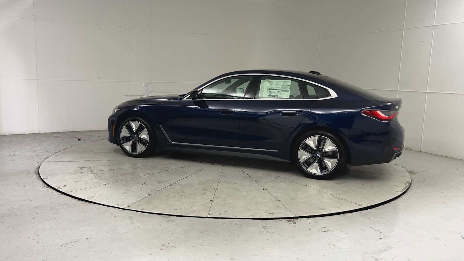 New 2026 BMW i4 xDrive40i w/ Premium Package AWD/4WD image 4