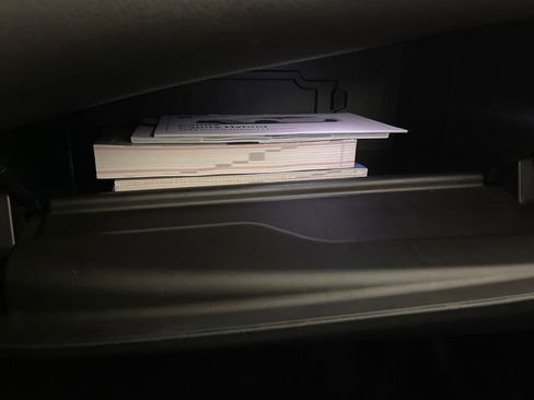 Certified 2024 Toyota Camry SE w/ Convenience Package image 6