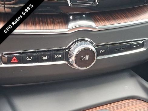 Certified 2024 Volvo XC60 T8 Plus w/ Climate Package AWD/4WD image 20