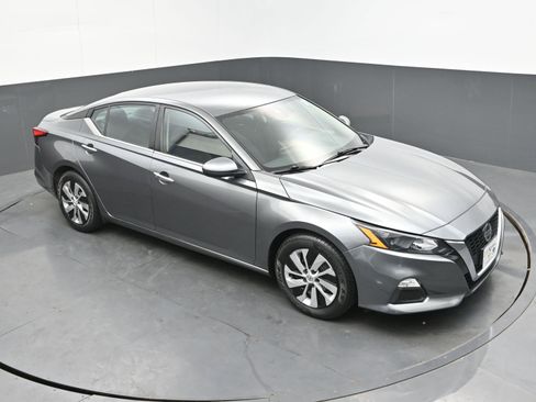 Used 2022 Nissan Altima 2.5 S image 29