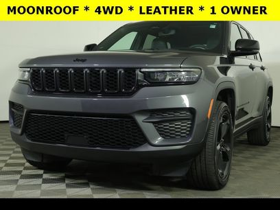 Used 2023 Jeep Grand Cherokee Altitude