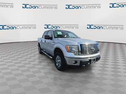 Used 2012 Ford F150 XLT w/ XLT Chrome Pkg image 2