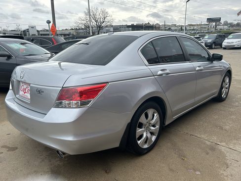 Used 2010 Honda Accord EX-L image 5