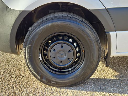 New 2026 Mercedes-Benz Sprinter 2500 image 11