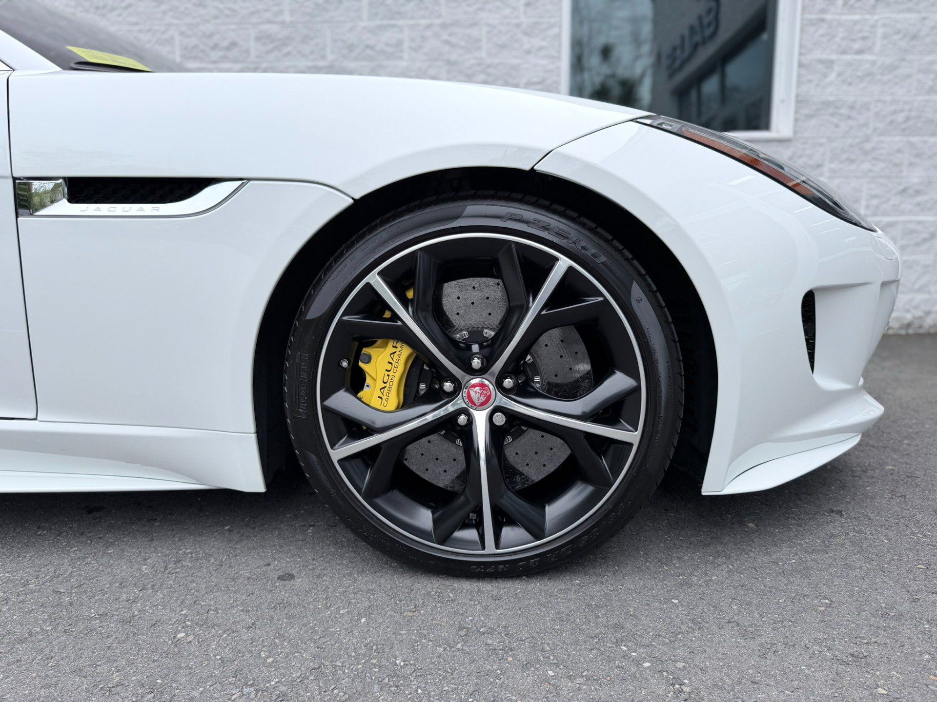 Used 2017 Jaguar F-TYPE R AWD/4WD image 45
