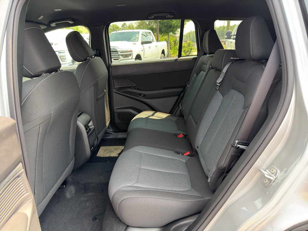 New 2026 Jeep Cherokee Laredo AWD/4WD image 23