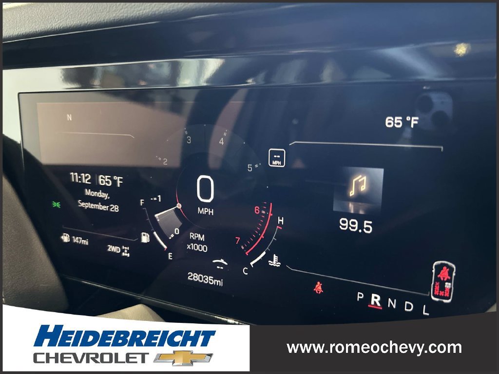 Used 2025 GMC Yukon AT4 w/ AT4 Premium Plus Package AWD/4WD image 23