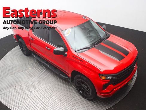 Used 2023 Chevrolet Silverado 1500 Custom w/ Rally Edition AWD/4WD image 3