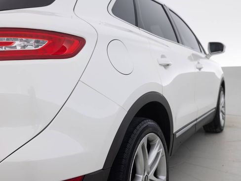 Used 2017 Lincoln MKC Reserve w/ Lincoln MKC Climate Package AWD/4WD image 14