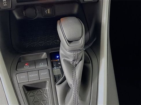New 2025 Toyota RAV4 XLE image 21