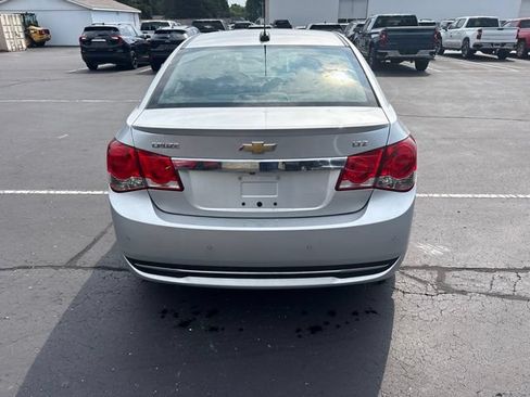 Used 2016 Chevrolet Cruze LTZ w/ Sun, Sound and Sport Package FWD image 7