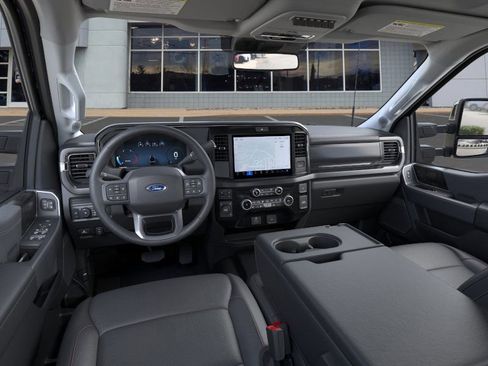 New 2025 Ford F250 Lariat w/ Chrome Package image 9