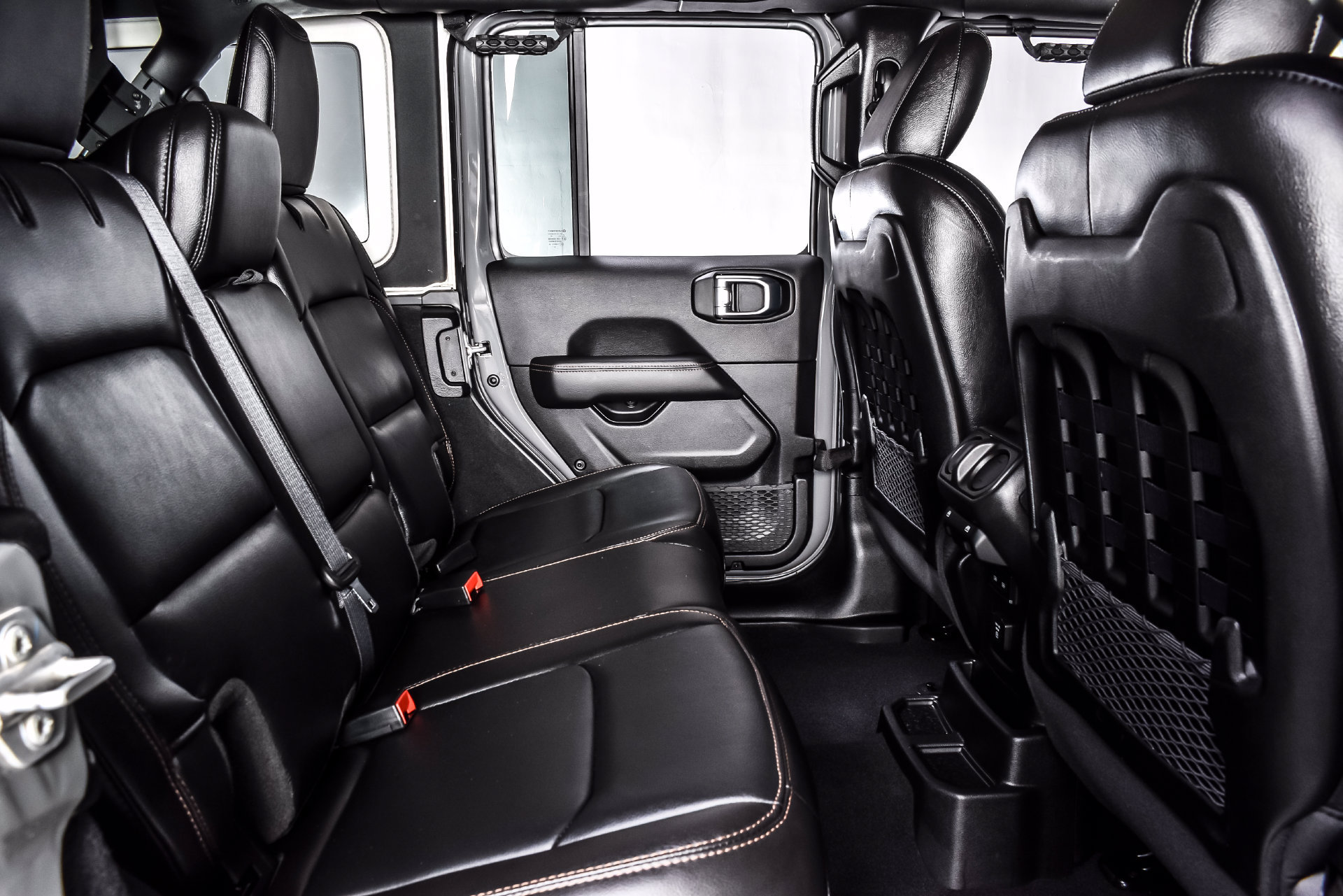 Used 2023 Jeep Wrangler Unlimited Rubicon 392 w/ Xtreme Recon 35" Tire Package AWD/4WD image 23