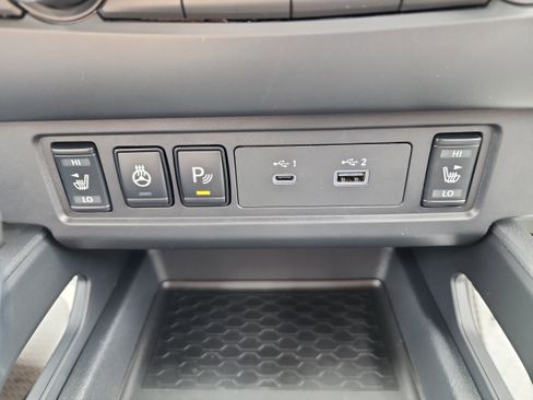 New 2026 Nissan Frontier SV w/ All-Weather Content Package AWD/4WD image 14