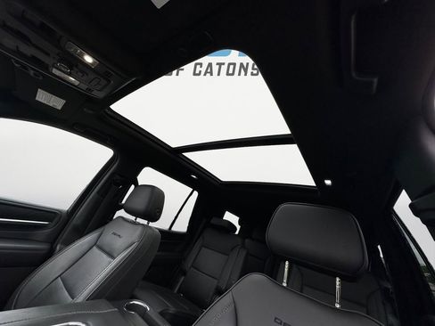 Used 2022 GMC Yukon Denali AWD/4WD image 18