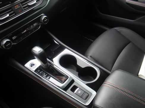 Used 2025 Nissan Altima 2.5 SR w/ SR Premium Package image 21