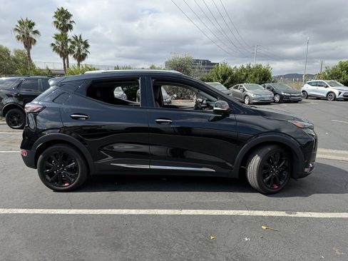 Certified 2023 Chevrolet Bolt EUV Premier w/ Redline Edition image 9