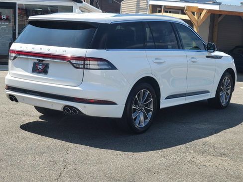 Used 2020 Lincoln Aviator Grand Touring w/ Elements Package Plus image 6
