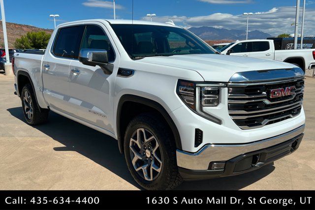 Used 2023 GMC Sierra 1500 SLT w/ X31 Off-Road Package AWD/4WD image 7