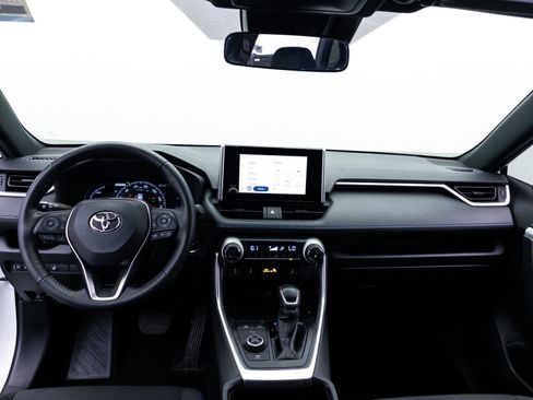 Used 2024 Toyota RAV4 SE w/ Weather Package AWD/4WD image 22
