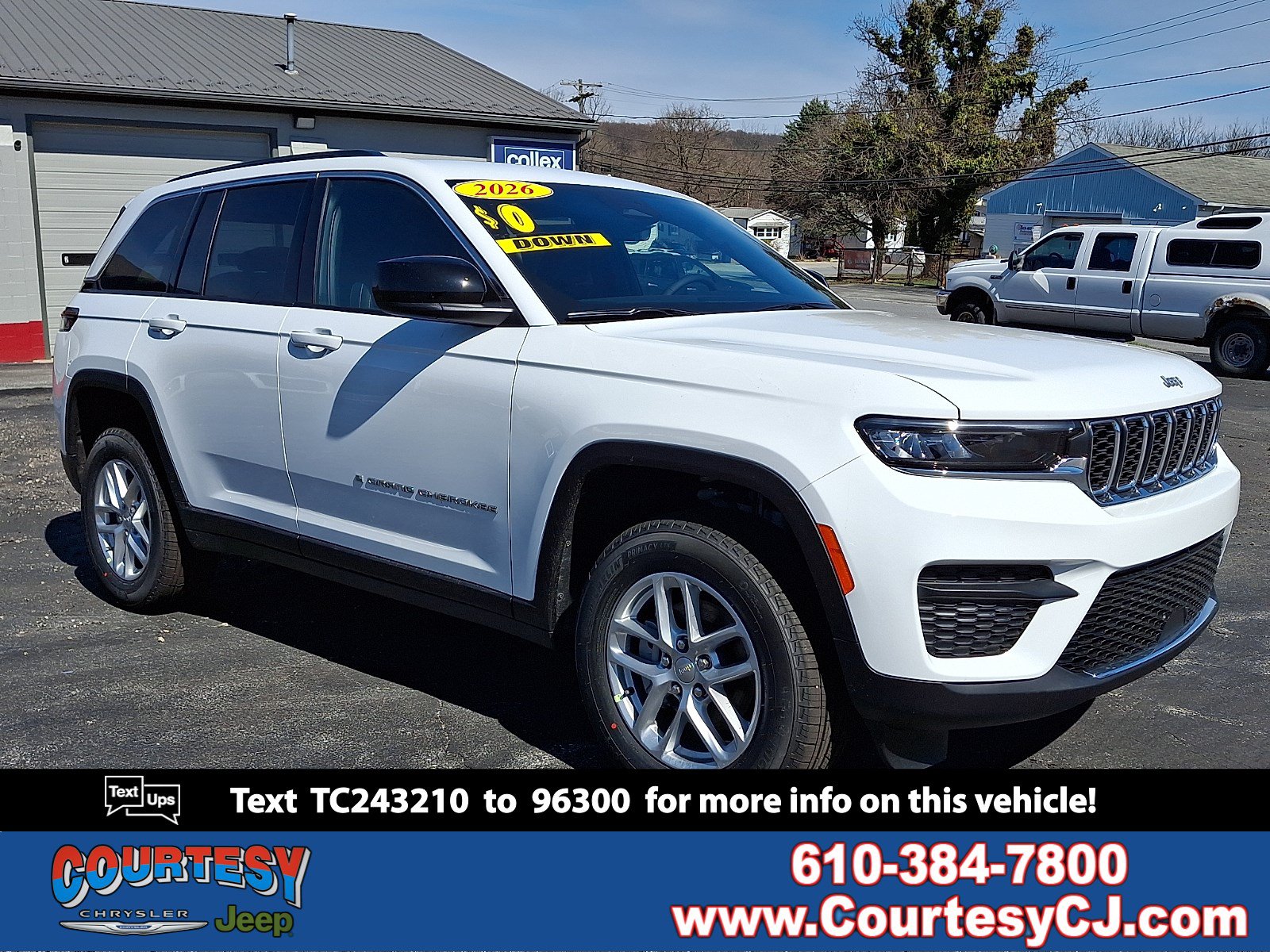 New 2026 Jeep Grand Cherokee Laredo AWD/4WD image 1