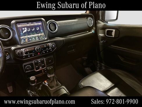 Used 2020 Jeep Wrangler Unlimited Sahara AWD/4WD image 24