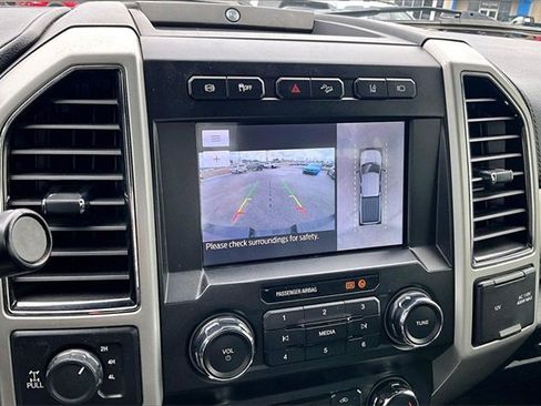 Used 2021 Ford F250 Lariat w/ Chrome Package image 13