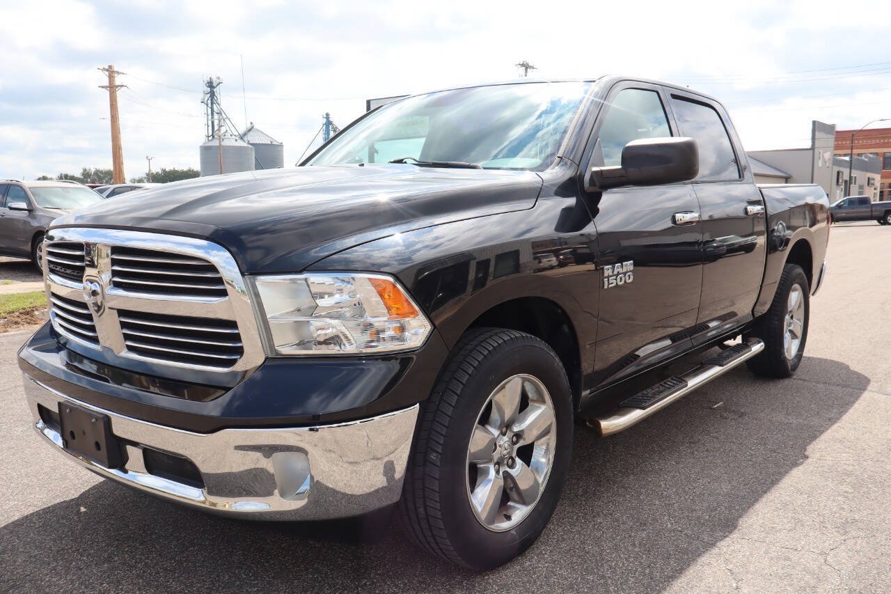 Used 2015 RAM 1500 Big Horn AWD/4WD image 1
