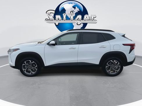 Certified 2024 Chevrolet Trax LT image 6