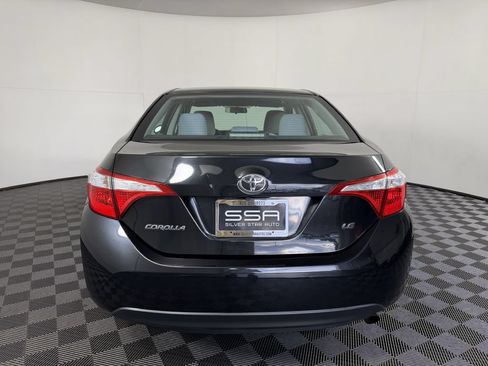 Used 2016 Toyota Corolla LE FWD image 8