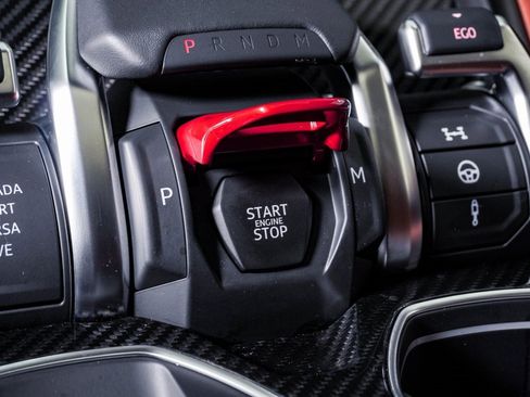 Used 2024 Lamborghini Urus S image 32