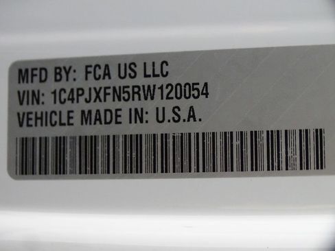 Used 2024 Jeep Wrangler Unlimited Rubicon image 18