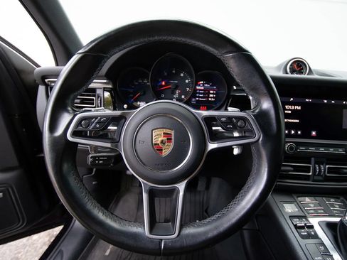 Used 2021 Porsche Macan w/ Premium Package Plus AWD/4WD image 44