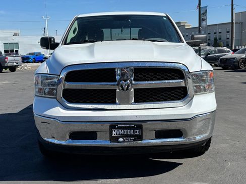 Used 2020 RAM 1500 Classic SLT w/ Luxury Group RWD image 2