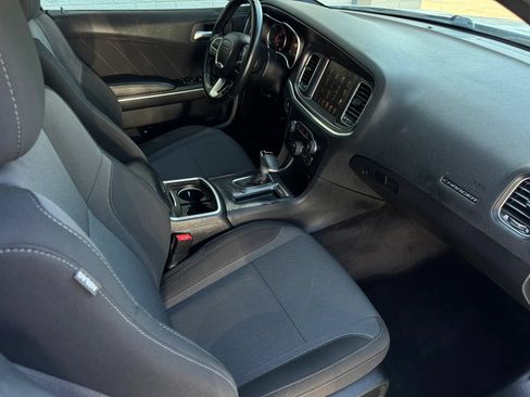 Used 2016 Dodge Charger SXT w/ Navigation & Travel Group RWD image 22