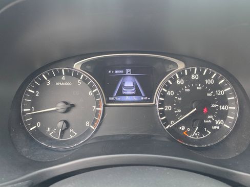 Used 2018 Nissan Pathfinder SL w/ SL Premium Package image 6